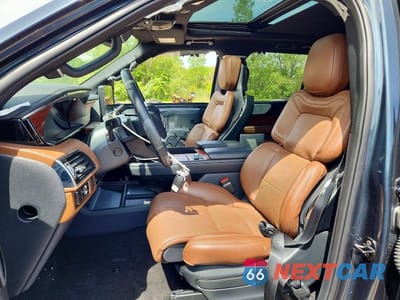 Zdjęcie 7 z 14 samochodu: 2024 LINCOLN NAVIGATOR L RESERVE VIN:5LMJJ3LG9REL09518 - miniatura