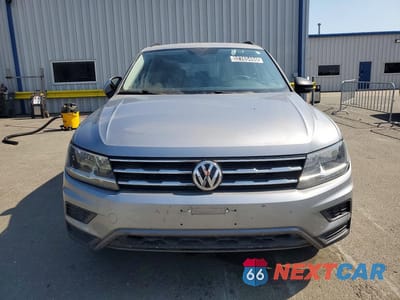 Piąte zdjęcie samochodu w środku: 2021 VOLKSWAGEN TIGUAN SE VIN:3VV2B7AX7MM014117 - miniatura