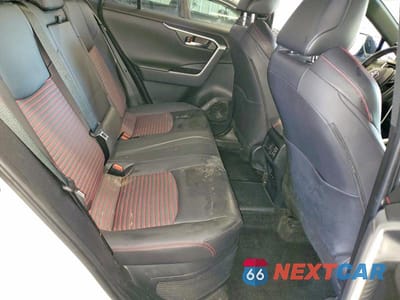 Zdjęcie 11 z 14 samochodu: 2024 TOYOTA RAV4 PRIME XSE VIN:JTMEB3FV5RD207977 - miniatura
