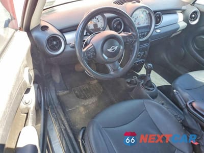 Zdjęcie 8 z 12 samochodu: 2012 MINI COOPER VIN:WMWSU3C50CT260890 - miniatura