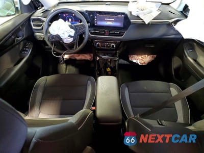 Zdjęcie 8 z 14 samochodu: 2025 CHEVROLET TRAILBLAZER LT VIN:KL79MPSL1SB179780 - miniatura
