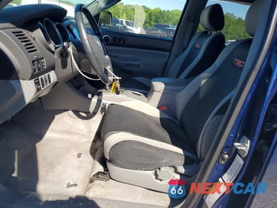 Zdjęcie 7 z 12 samochodu: 2006 TOYOTA TACOMA DOUBLE CAB VIN:5TELU42N66Z176772 - miniatura