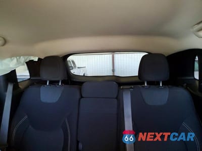 Zdjęcie 10 z 13 samochodu: 2016 JEEP CHEROKEE LATITUDE VIN:1C4PJMCS7GW245160 - miniatura