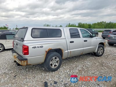Trzecie zdjęcie samochodu z tyłu: 2007 DODGE DAKOTA QUAD SLT VIN:1D7HW48K27S128744 - miniatura