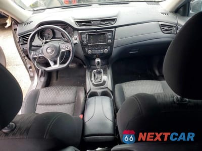 Zdjęcie 8 z 13 samochodu: 2018 NISSAN ROGUE SV VIN:KNMAT2MT0JP502740 - miniatura