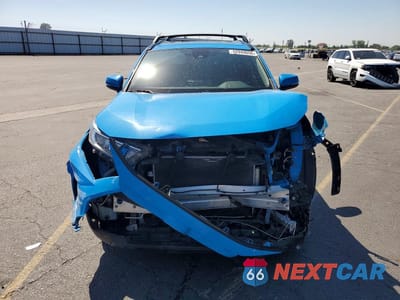 Piąte zdjęcie samochodu w środku: 2019 TOYOTA RAV4 XLE VIN:JTMW1RFV4KD037594 - miniatura