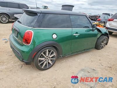 Trzecie zdjęcie samochodu z tyłu: 2024 MINI COOPER S VIN:WMW53DH04R2V45769 - miniatura