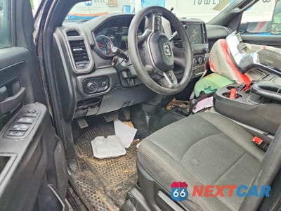 Zdjęcie 8 z 12 samochodu: 2022 RAM 3500 VIN:3C7WRTCL7NG142374 - miniatura
