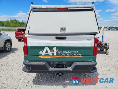 Zdjęcie 6 z 12 samochodu: 2024 CHEVROLET SILVERADO K1500 VIN:3GCUDAED1RG231490 - miniatura