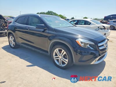 Czwarte zdjęcie samochodu z boku: 2016 MERCEDES-BENZ GLA 250 4MATIC VIN:WDCTG4GB8GJ203207 - miniatura