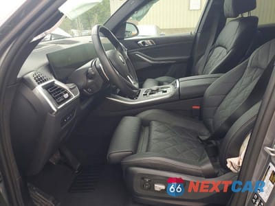 Zdjęcie 7 z 13 samochodu: 2026 BMW X5 XDRIVE4 VIN:5UX23EU0XT9186815 - miniatura