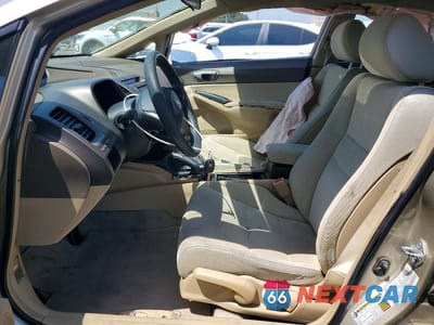 Zdjęcie 7 z 12 samochodu: 2008 HONDA CIVIC LX VIN:1HGFA16568L010351 - miniatura
