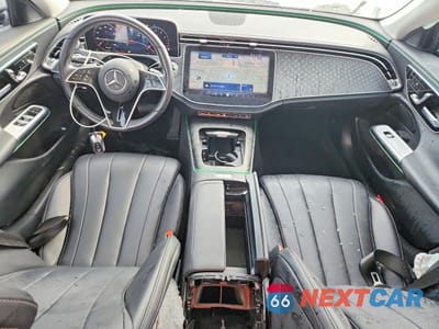 Zdjęcie 8 z 12 samochodu: 2025 MERCEDES-BENZ E 350 VIN:W1KLF4GB9SA113457 - miniatura