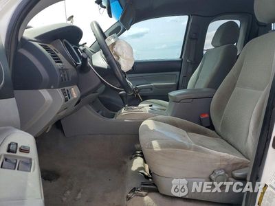 Zdjęcie 7 z 12 samochodu: 2005 TOYOTA TACOMA PRERUNNER ACCESS CAB VIN:5TETU62N85Z119404 - miniatura