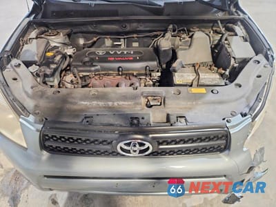 Zdjęcie 12 z 13 samochodu: 2006 TOYOTA RAV4 BASE VIN:JTMBD33V666014612 - miniatura