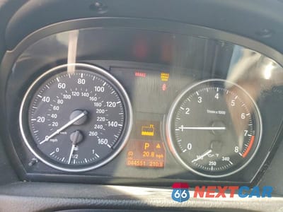 Zdjęcie 9 z 12 samochodu: 2011 BMW 335 I VIN:WBAPM5C56BE577593 - miniatura