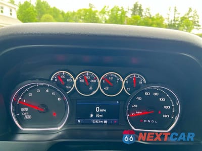 Zdjęcie 8 z 13 samochodu: 2020 CHEVROLET SILVERADO K1500 LT VIN:3GCUYDET7LG423467 - miniatura