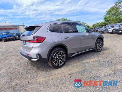 Czwarte zdjęcie samochodu z boku: 2026 BMW X1 XDRIVE28I VIN:WBX73EF02T5541412 - miniatura