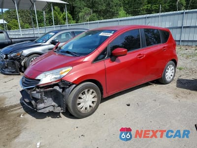 2015 NISSAN VERSA NOTE SV 3N1CE2CP4FL411984 - główne zdjęcie licytacji z USA - miniatura