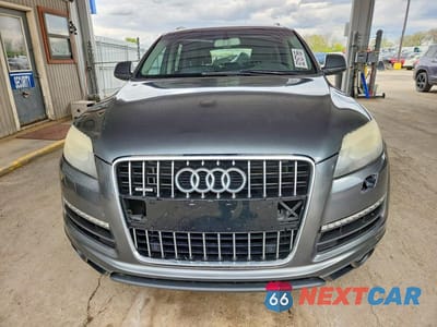 Piąte zdjęcie samochodu w środku: 2014 AUDI Q7 PREMIUM PLUS VIN:WA1LGAFE4ED019548 - miniatura