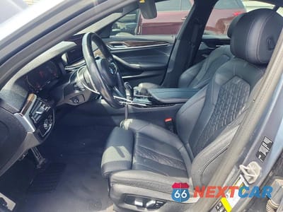 Zdjęcie 7 z 12 samochodu: 2022 BMW 530 XI VIN:WBA13BJ09NWX40783 - miniatura