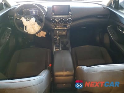 Zdjęcie 8 z 12 samochodu: 2025 NISSAN SENTRA SR VIN:3N1AB8DV3SY383365 - miniatura