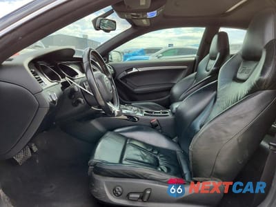 Zdjęcie 7 z 12 samochodu: 2010 AUDI S5 PRESTIGE VIN:WAUVVAFR0AA029459 - miniatura