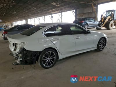 Trzecie zdjęcie samochodu z tyłu: 2020 BMW 330I VIN:3MW5R1J08L8B07045 - miniatura