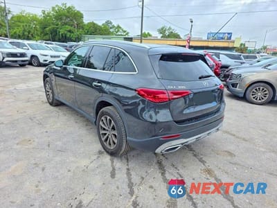 Trzecie zdjęcie samochodu z tyłu: 2024 MERCEDES-BENZ GLC 300 VIN:W1NKM4GB2RU042891 - miniatura
