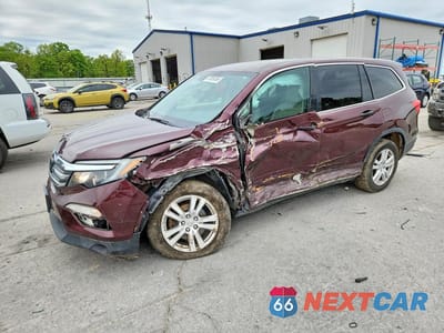 2017 HONDA PILOT LX 5FNYF6H15HB063464 - główne zdjęcie licytacji z USA - miniatura