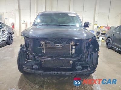 Piąte zdjęcie samochodu w środku: 2019 INFINITI QX80 LUXE VIN:JN8AZ2NE3K9231116 - miniatura