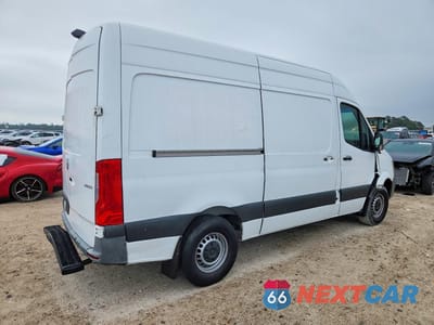 Trzecie zdjęcie samochodu z tyłu: 2022 MERCEDES BENZ SPRINTER 2500 DELIVERY VAN VIN:W1Y40BHY5NT097186 - miniatura