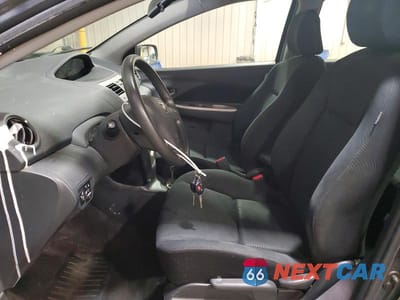 Zdjęcie 7 z 13 samochodu: 2010 TOYOTA YARIS BASE VIN:JTDBT4K39A4067205 - miniatura