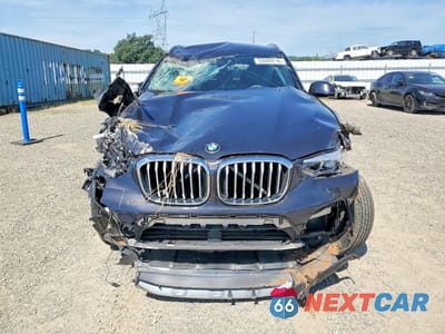 Piąte zdjęcie samochodu w środku: 2021 BMW X3 SDRIVE30I VIN:5UXTY3C00M9G36326 - miniatura