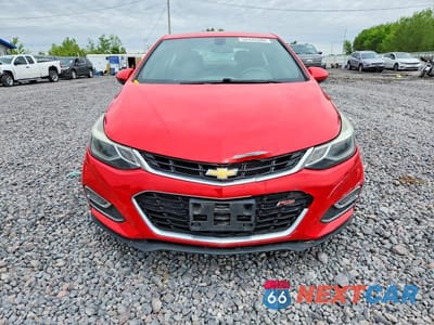 Piąte zdjęcie samochodu w środku: 2017 CHEVROLET CRUZE LT VIN:1G1BE5SM4H7265474 - miniatura