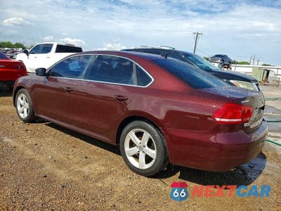 Drugie zdjęcie samochodu z przodu: 2014 VOLKSWAGEN PASSAT S VIN:1VWAT7A32EC054836 - miniatura