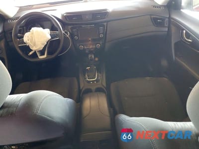 Zdjęcie 8 z 13 samochodu: 2020 NISSAN ROGUE SV VIN:5N1AT2MT8LC753379 - miniatura