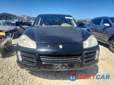 Piąte zdjęcie samochodu w środku: 2010 PORSCHE CAYENNE VIN:WP1AA2AP4ALA05421 - miniatura