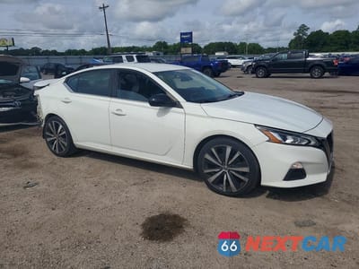 Czwarte zdjęcie samochodu z boku: 2021 NISSAN ALTIMA SR VIN:1N4BL4CV5MN369255 - miniatura