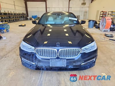 Piąte zdjęcie samochodu w środku: 2017 BMW 540 I VIN:WBAJE5C33HG916647 - miniatura