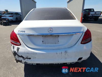 Zdjęcie 6 z 12 samochodu: 2016 MERCEDES-BENZ C 300 VIN:55SWF4JB8GU144261 - miniatura