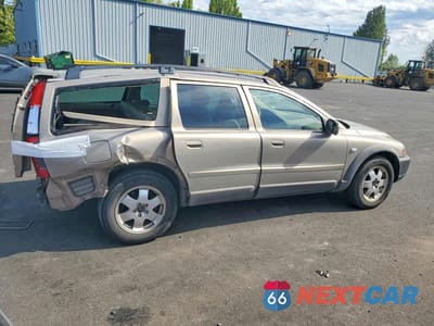 Trzecie zdjęcie samochodu z tyłu: 2004 VOLVO XC70 VIN:YV1SZ59H341124004 - miniatura