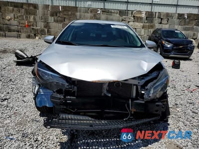 Piąte zdjęcie samochodu w środku: 2017 TOYOTA COROLLA LE VIN:2T1BURHE2HC875910 - miniatura
