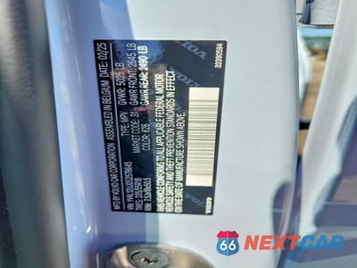 Zdjęcie 13 z 13 samochodu: 2025 VOLVO XC40 CORE VIN:YV4L12UJ0S2578645 - miniatura