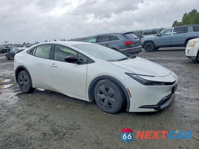 Czwarte zdjęcie samochodu z boku: 2024 TOYOTA PRIUS LE VIN:JTDACAAU0R3025849 - miniatura