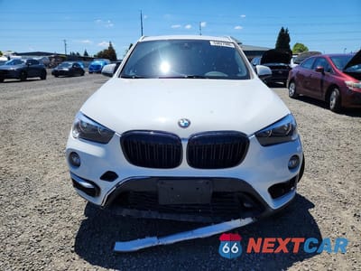 Piąte zdjęcie samochodu w środku: 2019 BMW X1 XDRIVE28I VIN:WBXHT3C54K5L89219 - miniatura