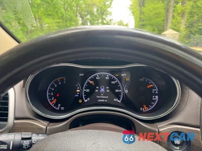 Zdjęcie 8 z 13 samochodu: 2018 JEEP GRAND CHEROKEE OVERLAND VIN:1C4RJFCT6JC104487 - miniatura