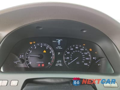 Zdjęcie 9 z 12 samochodu: 2012 LEXUS LS 460L VIN:JTHGL5EF0C5045204 - miniatura