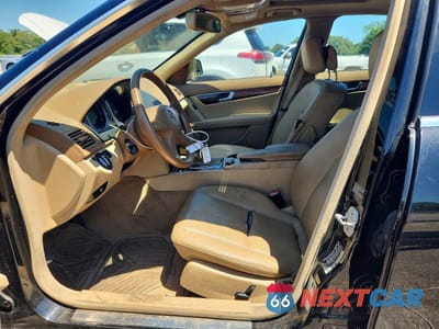 Zdjęcie 7 z 13 samochodu: 2008 MERCEDES-BENZ C 300 4MATIC VIN:WDDGF81X18F145991 - miniatura