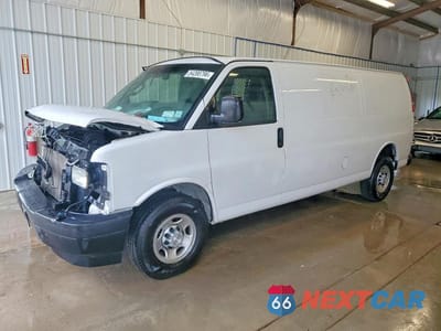 2017 CHEVROLET EXPRESS 2500 CARGO DELIVERY VAN 1GCWGBFF9H1113013 - główne zdjęcie licytacji z USA - miniatura